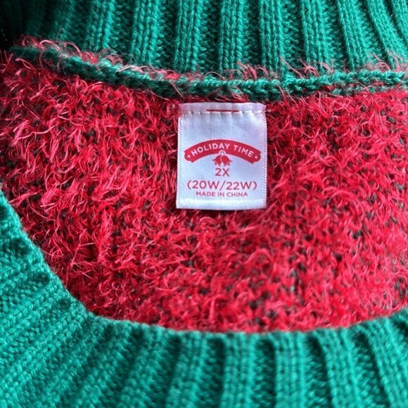 Holiday Time red/green fuzzy soft sequin/beads French bulldog appliqué sweater. - Picture 7 of 8